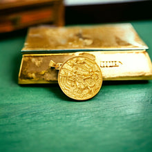 Load image into Gallery viewer, God Anubis Gold Pendant Necklace