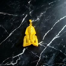 Load image into Gallery viewer, King Akhenaton Gold Pendant