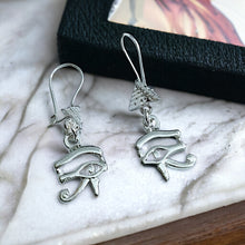 Load image into Gallery viewer, Eye Of Horus Silver Earring