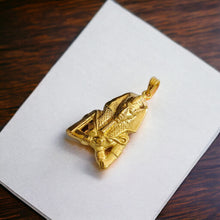 Load image into Gallery viewer, King Akhenaton Gold Pendant
