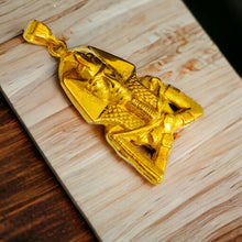 Load image into Gallery viewer, King Akhenaton Gold Pendant