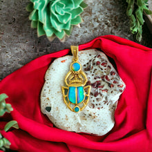 Load image into Gallery viewer, Dainty Opal Scarab Gold Pendant Necklace