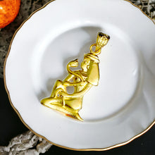 Load image into Gallery viewer, Goddess Isis Gold Pendant Necklace