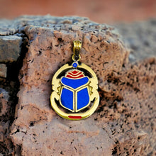 Load image into Gallery viewer, Gold Royal Scarab Pendant Necklace