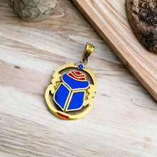 Load image into Gallery viewer, Gold Royal Scarab Pendant Necklace