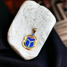 Load image into Gallery viewer, Gold Royal Scarab Pendant Necklace