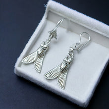 Load image into Gallery viewer, Sacred Fly of Valor Silver Earrings