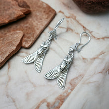 Load image into Gallery viewer, Sacred Fly of Valor Silver Earrings