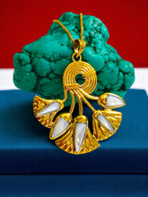 Load image into Gallery viewer, Gold Lotus Flower Pendant Necklace