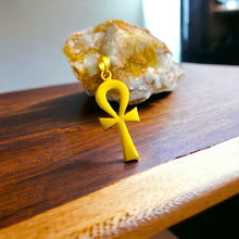 Load image into Gallery viewer, Gold Simple Ankh Pendant