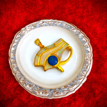 Load image into Gallery viewer, Opal Eye Of Horus Gold Pendant Necklace