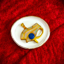 Load image into Gallery viewer, Opal Eye Of Horus Gold Pendant Necklace