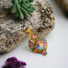 Load image into Gallery viewer, Dainty Scarab Gold Pendant Necklace