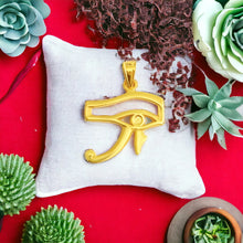 Load image into Gallery viewer, Gold Eye Of Horus Pendant