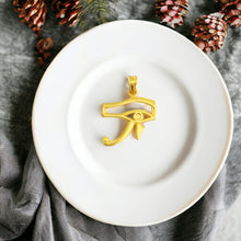 Load image into Gallery viewer, Gold Eye Of Horus Pendant