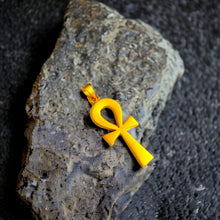 Load image into Gallery viewer, Gold Simple Ankh Pendant