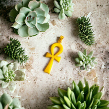 Load image into Gallery viewer, Gold Simple Ankh Pendant
