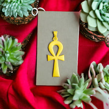 Load image into Gallery viewer, Gold Simple Ankh Pendant