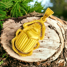 Load image into Gallery viewer, Unique Gold Scarab Gold Pendant