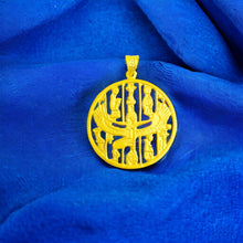 Load image into Gallery viewer, Isis Legend Round Pendant