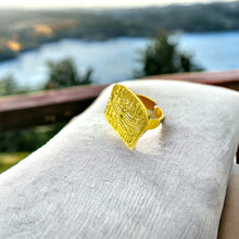 Load image into Gallery viewer, Gold Goddess Isis Legend Ring