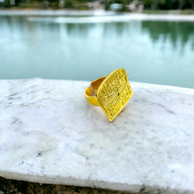 Load image into Gallery viewer, Gold Goddess Isis Legend Ring
