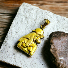 Load image into Gallery viewer, Gold Goddess Sekhmet Pendant Necklace