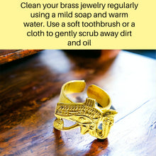 Load image into Gallery viewer, Gold Wadjet Eye Ring