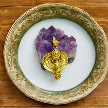 Load image into Gallery viewer, Royal Scarab Beetle Gold Pendant Necklace