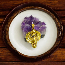 Load image into Gallery viewer, Royal Scarab Beetle Gold Pendant Necklace