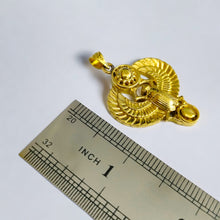 Load image into Gallery viewer, Royal Scarab Beetle Gold Pendant Necklace