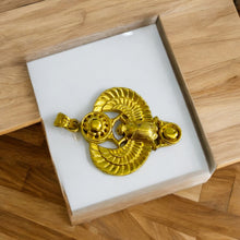 Load image into Gallery viewer, Royal Scarab Beetle Gold Pendant Necklace
