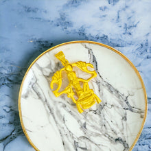 Load image into Gallery viewer, Magic Isis Gold Pendant