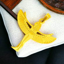 Load image into Gallery viewer, Goddess isis Gold Pendant Necklace