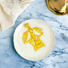 Load image into Gallery viewer, Magic Isis Gold Pendant