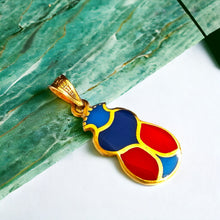 Load image into Gallery viewer, Colorful Dainty Scarab Gold Pendant Necklace