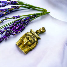 Load image into Gallery viewer, Goddess Hathor Gold Pendant Necklace