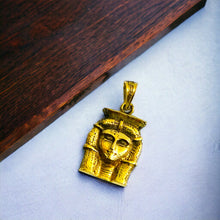 Load image into Gallery viewer, Goddess Hathor Gold Pendant Necklace