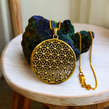 Load image into Gallery viewer, Flower of Life Key Of life Gold Pendant Necklace