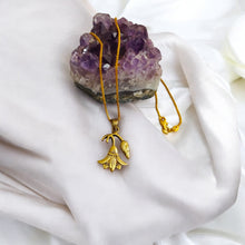 Load image into Gallery viewer, Dainty Small Lotus Flower Gold Pendant Necklace