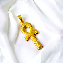 Load image into Gallery viewer, Gold Akhenaton Prayers Ankh Key Of Life Pendant Necklace