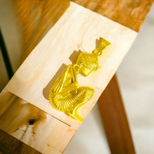 Load image into Gallery viewer, Squat King Tut Gold Pendant
