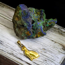 Load image into Gallery viewer, Bastet The Cat Pendant Gold Necklace
