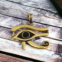 Load image into Gallery viewer, Gold Eye Of Horus Pendant Necklace
