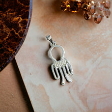 Load image into Gallery viewer, Silver Goddess Isis Knot The tyet Pendant Necklace
