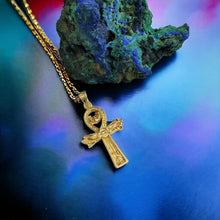 Load image into Gallery viewer, Sun Desk Gold Ankh Gold Pendant
