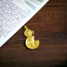 Load image into Gallery viewer, God Horus The Protector Pendant
