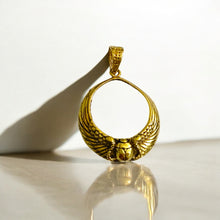 Load image into Gallery viewer, Dainty Winged Sun Desk Gold Pendant Necklace
