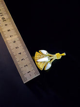 Load image into Gallery viewer, Gold Lotus Flower Pendant Necklace
